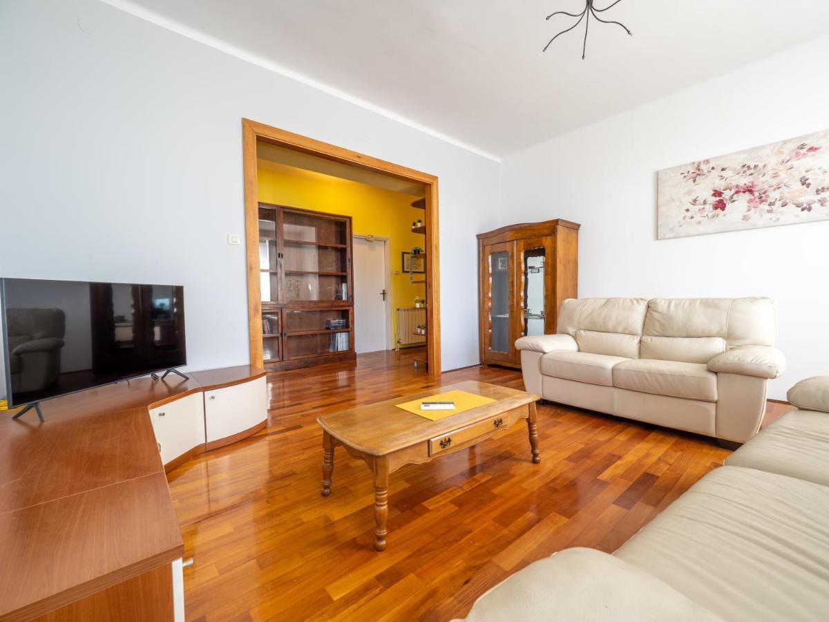 Classy And Sunny Apartment In Rijeka Exterior foto